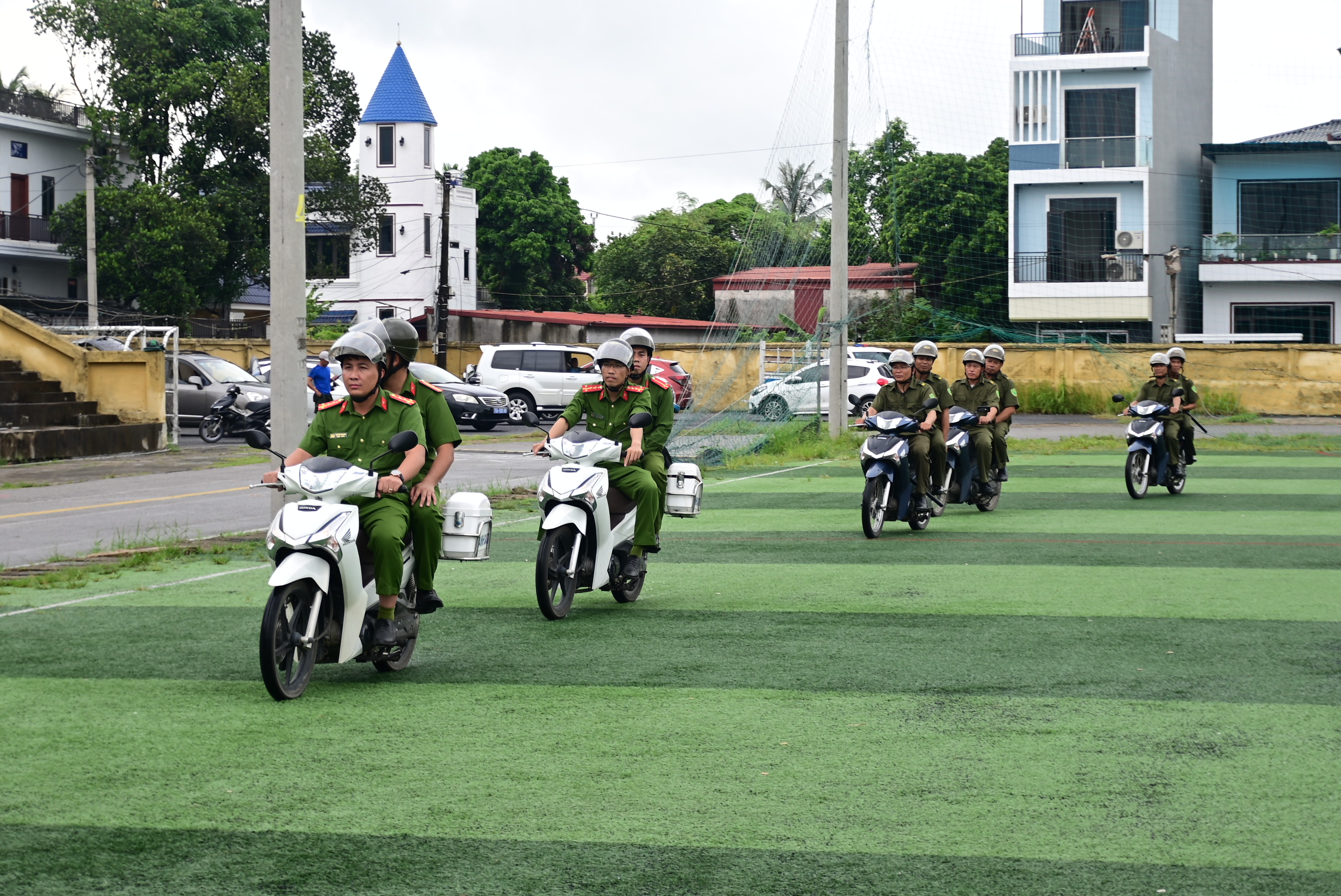 Công cụ hỗ trợ cho lực lượng tham gia bảo vệ an ninh, trật tự ở cơ sở